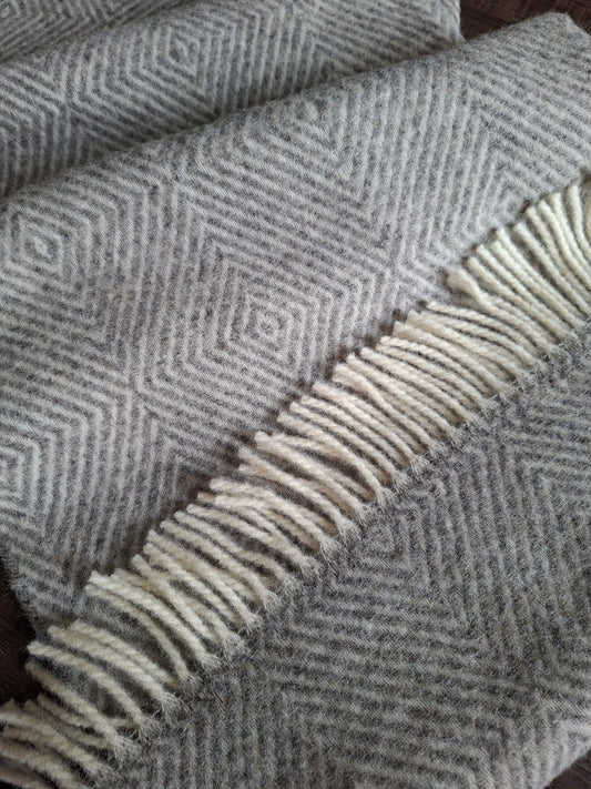 Manta de lana Fanø gris claro